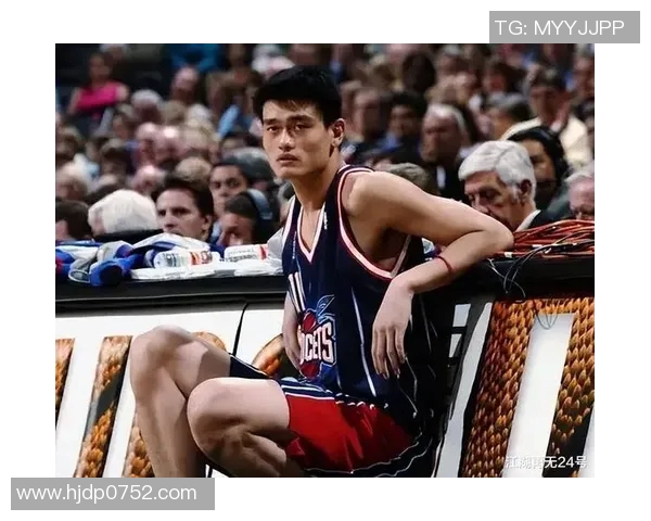 姚明在CBA赛场上发起献血活动呼吁更多人参与公益事业