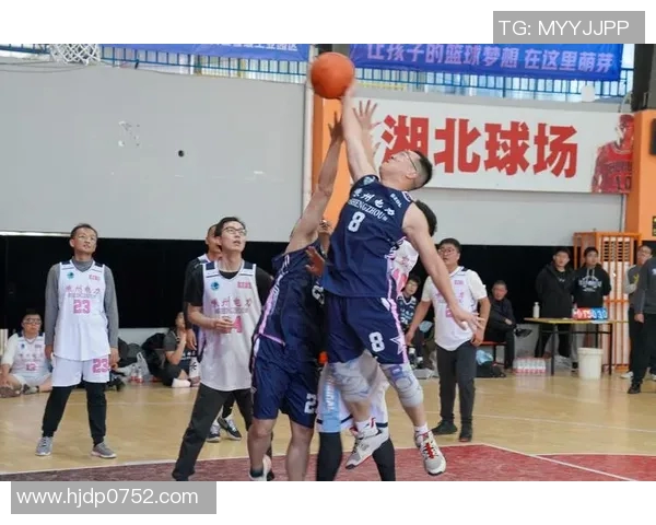 篮球明星廉明的传奇之路与他对中国篮球的深远影响